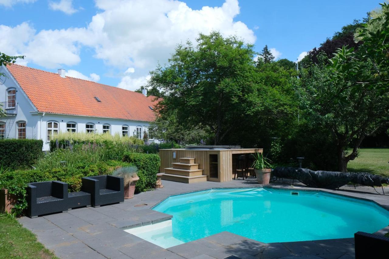 Idala Gard Hotel Trelleborg Exterior foto